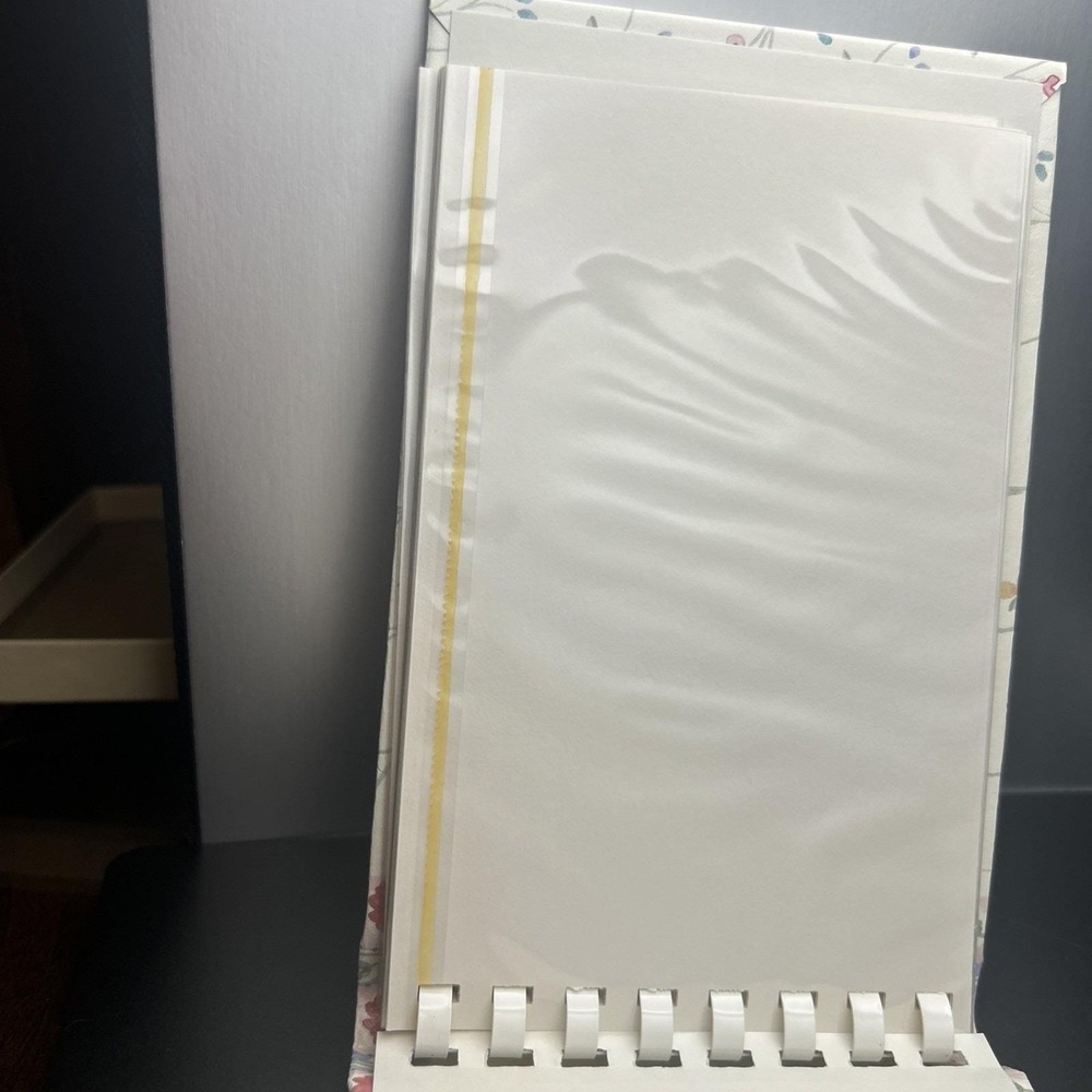 VTG C.R. Gibbson Grandmother's Pride & Joy Photo Album 4X6 Pics New Cottagecore - Picture 4 of 9